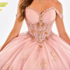Deux pièces Luxury Flower Child Dress rose chérie quinceanera robe 2024 Gold Floral Flowers Beads Princess Ball Ball Sweet 15 Vestidos de XV Anos Party Robe