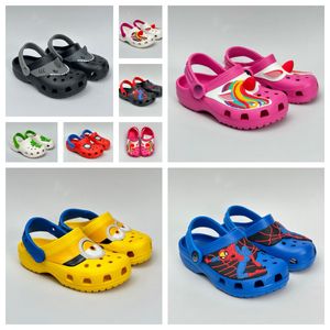 Zuecos Funlab unisex para niños, sandalias clásicas con agujeros de dibujos animados y gancho de Minions para niños, zapatillas de deporte