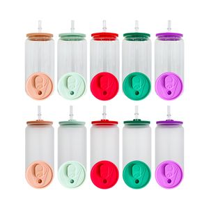 Entrepôt aux États-Unis Sublimation vierge sans BPA Borosilicate clair givré canette de bière bouteille en verre de bière canette en verre de bière de 16 oz avec couvercles en silicone colorés gobelets à boire