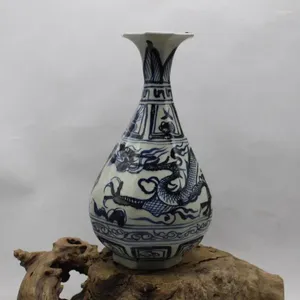 Vases Yuan Blue et White Cloud Dragon Match Jade Pot Pot Spring Bottle Antique Porcelain décoratif Ornements