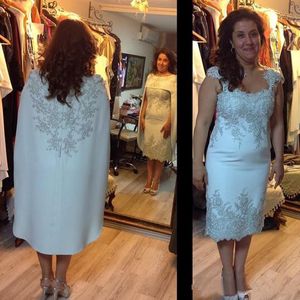 Vintage 2016 Scoop Satin Gaine Thé Longueur Mère De La Mariée Robes Avec Wraps Pas Cher Dentelle Applique Perlée Mère Robe De Marié EN11179