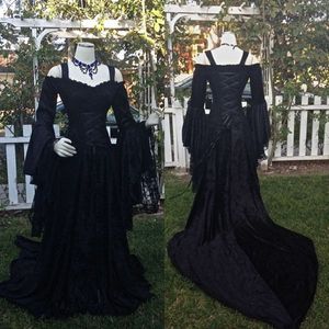 Robes de mariée gothiques noires vintage Une ligne médiévale sur les bretelles manches longues corset robes de mariée avec train de cour sur mesure