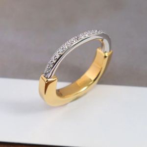 Marca vintage Medio diamante Anillos de mujer Joyería de lujo para mujeres Diseñador Pure 925 Sterling Silver Lady Party Lock Ring Regalo de calidad superior