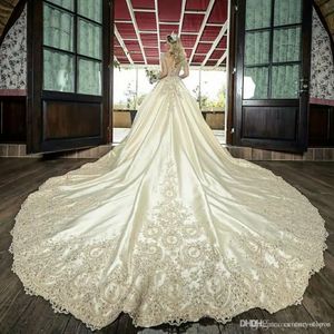 Vintage Champagne Satin Lace Applique Ball Gown Wedding Dress Elegant Long Sleeves Princess Plus Size Saudi Arabic Dubai Bridal Gown BC11158