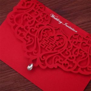 Vintage Style chinois évider Invitations de mariage mariées créatives Couples cartes couverture rouge feuille estampage Chic mariée Card324L