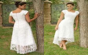 Estilo country vintage Hola vestido de novia bajo jardín de encaje completo con toallas cortas de altura frontal de alta calidad.