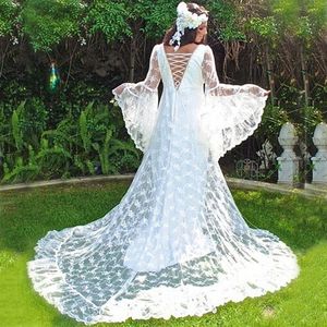 Robes de mariée médiévales vintage une ligne col en V profond manches longues illusion corset à lacets dos robes de mariée sur mesure