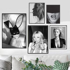 Vintage Sexy Supermodelo Kate Moss Póster Lienzo Pinturas Impresión Arte de la pared Regalos para pintura feminista Moda Arte de la pared Imagen Sala de estar Woo