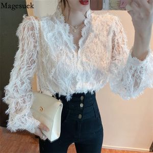 Vintage Cuello en V manga larga Blusa de encaje Mujeres Tops Tassel Camisas blancas Blusas Hollow Out Lace Flores Ladies Blusas Camisas 16095 220407