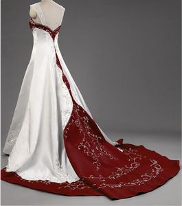 Vintage blanco y azul marino vestidos de novia Retro mancha con cuentas bordado gótico dos tonos País Vestido de novia Vestido de novia