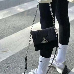 Viviennes Westwoods Promoción de estilo Saturno Pirata Patrón de colgajo Bag French Minority Hombro oblicuo
