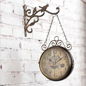 Horloges murales 1pc antique extérieur jardin horloge station métal double face oiseau vintage rétro rond montage suspendu décor à la maison 231101