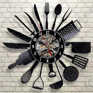 Horloges murales Cutley Vinyl Enregistrement horloge moderne Design Spoon Fork Decoration Kitchen Retro Watch Home Q240509