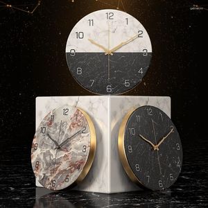 Relojes de pared Moda Textura de mármol Metal Sala de estar Reloj redondo Decoración creativa simple para el hogar