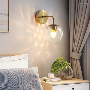 Applique murale Style européen 12w LED ampoule lumières dorées avec verre spécial laiteux/clair boule ronde chevet dans la chambre