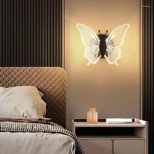 Applique murale LED papillon moderne acrylique plaque de guidage de lumière optique appliques pour chambre chevet chambre d'enfants enfants couloir décor