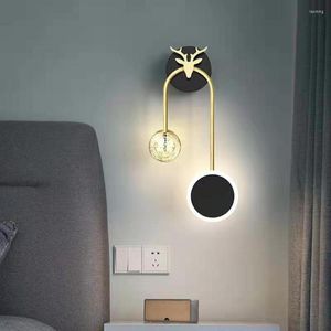 Lámpara de pared LED moderna con bola de cristal, luz de noche, iluminación de fondo de TV creativa nórdica, candelabro de arte del hierro de lujo para sala de estar