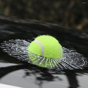 Autocollants muraux 3D voiture drôle style balle frappe fenêtre maison autocollant auto Baseball Football Tennis basket-ball verre cassé décalcomanie