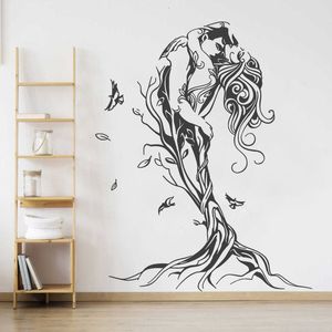 Stickers muraux Couple sticker mural abstrait arbre d'amour vinyle sticker mural romantique chambre maison porte et fenêtre décoration murale décalcomanie Q5 230410