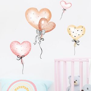 Stickers muraux Sticker mural ballon en forme de coeur rose peint à la main Chambre d'enfant Sticker mural pépinière bébé filles Sticker chambre maternelle 230331