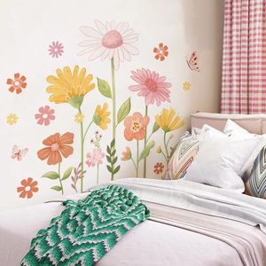 Fonds d'écran 2pcs Couring Plant Flower Couleur Small Wall Sticker Sallow Room Bedroom Home Decorative Mural BM2041