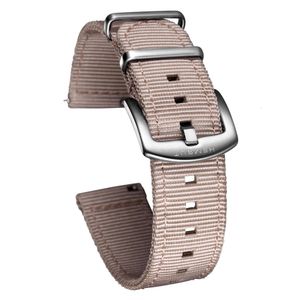 Bracelets de montre en nylon militaire, sangles de qualité à dégagement rapide et boucle brossée robuste 18mm 20mm 22mm 24mm 230825