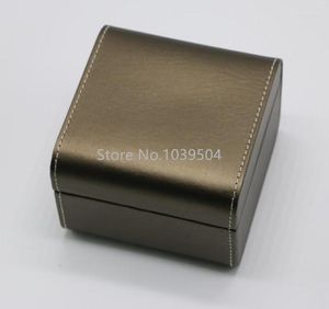 Cajas de reloj Caja de almacenamiento de material de cuero de color dorado superior Caja de regalo de forma cuadrada y pulsera W068Cajas de relojReloj Hele22