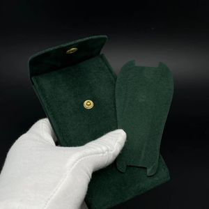 Boîtes à montres Etuis Top slipper Vert Sac à montre Pochette de protection d'origine Pochette en flanelle Pochettes à montres Vert Sacs de rangement pour boîte GMT 230529