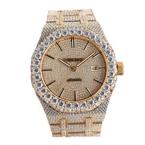 Regardez la couleur de la couleur dorée des hommes en acier inoxydable boîtier diamant set automatique mouvement mécanique arc boucle 42 mm ricro