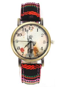 Relojes Relojes de pulsera de alta calidad Estatua de la libertad Banda de tela de mezclilla Correa de lona multicolor Cinturón de tela Reloj de pulsera de cuarzo unisex de moda