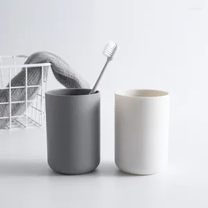 Bouteilles d'eau porte-brosse à dents créatif Simple tasse stockage mur salle de bain brossage tasses support