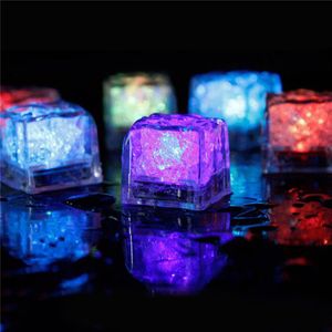 Sensor de agua espumoso LED cubitos de hielo luminoso multicolor que brilla intensamente decoración bebible para fiesta de eventos