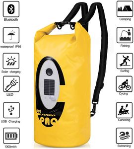 Bolsa seca impermeable Mochila solar Altavoz Bluetooth Luz colorida Luz de emergencia 20L Ligero para kayak Rafting Canotaje Camping