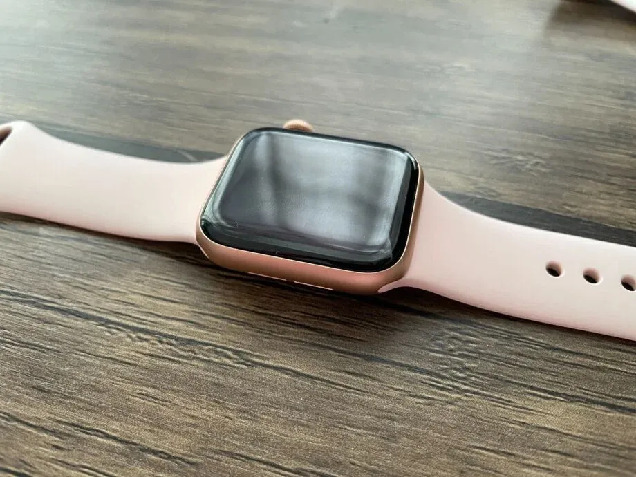 How to Choose the Best Coach Apple Watch Band for Your Style