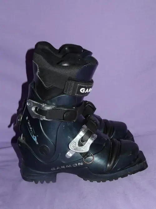 The Ultimate Guide to Finding the Best Ski Touring Boots
