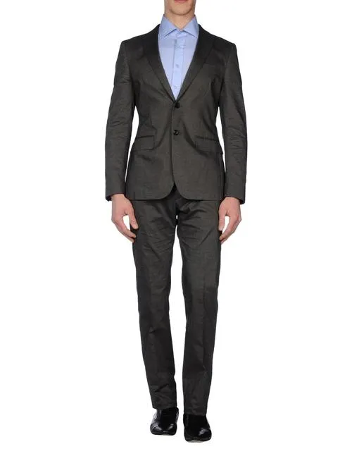 The Ultimate Guide to Men's Custom Suits How to Choose, Order, and Wear