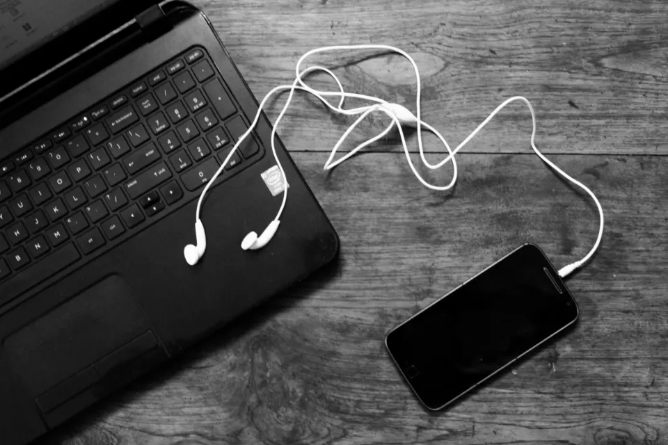 Are KZ Earphones Worth the Hype? A Comprehensive Review.