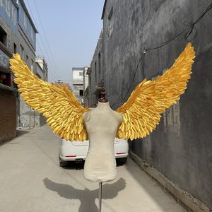 Anniversaire de mariage Halloween Party Fond Decoration Pustomalised Angel Wing Adult Adult Beautiful Photographic Accesstes