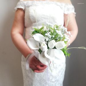 Flores de boda 2023 COLECCIÓN WHITE CALLA LIRES CON BABYSBREATH Bouquet de dama de honor para marias