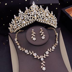 Conjuntos de joyería de boda Tiaras de lujo nupcial para mujer Gargantilla de flores Collar Novia Corona Prom Set Accesorio de vestuario 230804