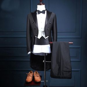 Manteau de queue d'homme de mariage pour le marié 3 pièces à double boutonnage noir et blanc revers en pointe costumes pour hommes personnalisés (veste + pantalon + gilet)