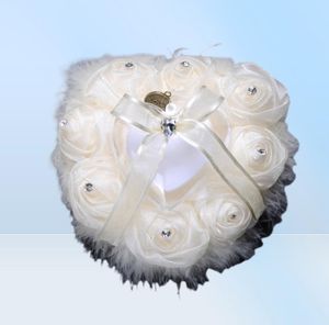 Almohada para anillo de bodas con caja de corazón Floral en forma de corazón cojín de rosa de satén matrimonio proveedores creativos de alta calidad BS57085099410