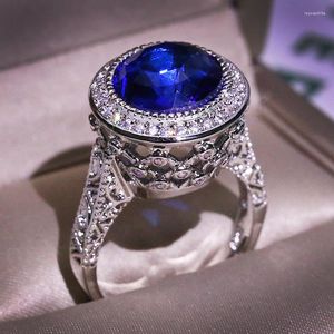 Anneaux de mariage 2023 Bague en Europe et aux États-Unis incrustée de bijoux en Zircon bleu Fiançailles à la main des femmes