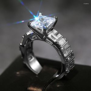 Anillos de boda CAOSHI Classic Princess Cut Crystal Cubic Zirconia para mujeres Regalo de San Valentín de alta calidad