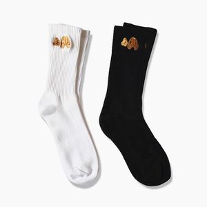 broderie personnalisée tête cassée ours Chaussettes Street Fashion Sports Confortable Belle Chaussette Respirant Mi Tube Chaussettes