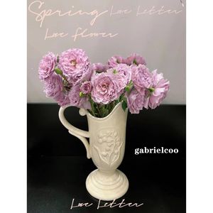 Vase en céramique blanc en forme de pot en forme de vase décoration de maison ornement de fleur hydroponique rose rétro inscrit crème crème en céramique pot ancienne cloche de cloche vase de relief