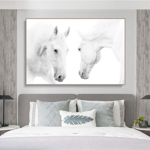 Pinturas en lienzo de cabeza a cabeza de caballos blancos en la pared, carteles artísticos e impresiones de animales, imágenes de arte nórdico familiar, decoración de pared del hogar