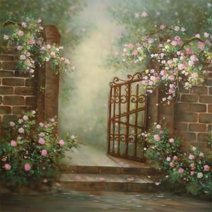 Blanc rose fleurs arrière-plans de jardin numérique peint mur de briques porte en acier extérieur mariage scénique photographie décors enfants toile de fond
