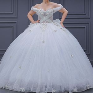 Blanc brillant princesse douce 16 robes de Quinceanera hors épaule perlée à la main fleur désossage Corset robe para débutante de 15 ans