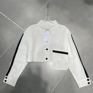 Chemises de chemisier blancs blancs de chemises à manches longues coupées de luxe